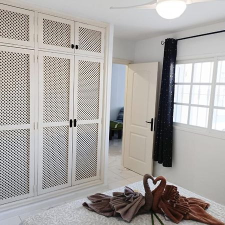 Beautiful Apartment With Pool And Wifi コスタ・デル・シレンチオ エクステリア 写真