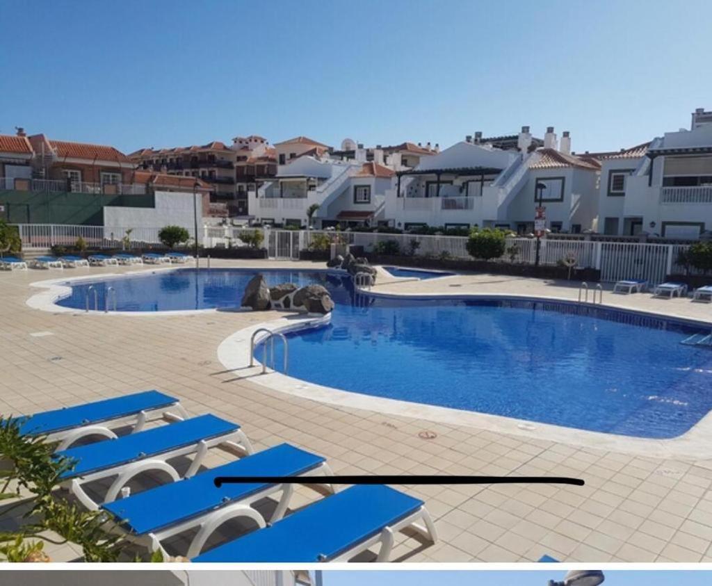 Beautiful Apartment With Pool And Wifi コスタ・デル・シレンチオ エクステリア 写真